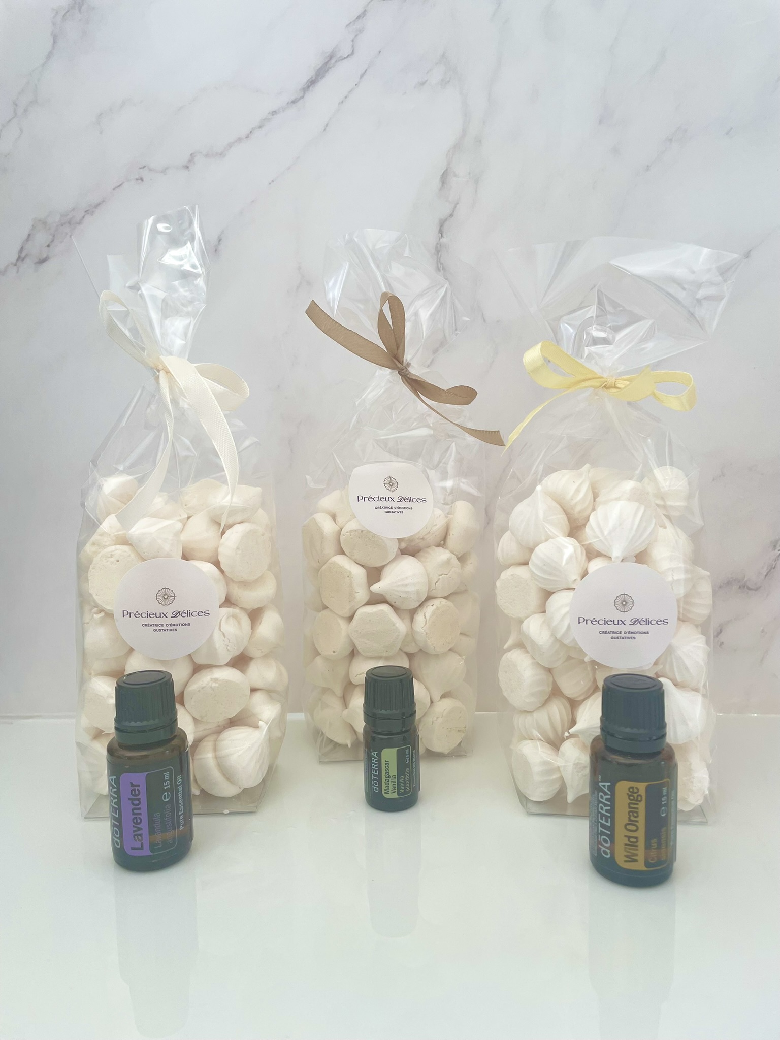 Meringues aux huiles essentielles doTERRA (Lavande, orange ou vanille à préciser en bas du formulaire) 7€