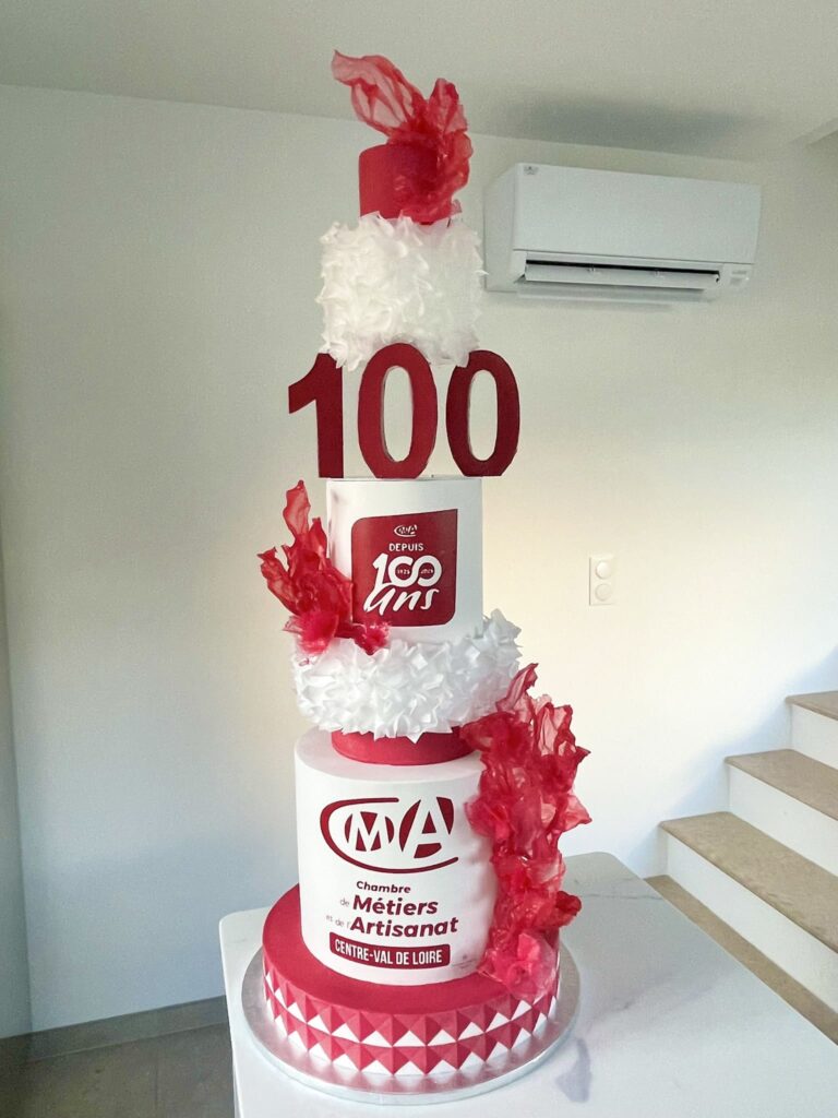 Gâteau événementiel sur mesure pour anniversaire d’entreprise, création personnalisée pour événement professionnel – Précieux Délices